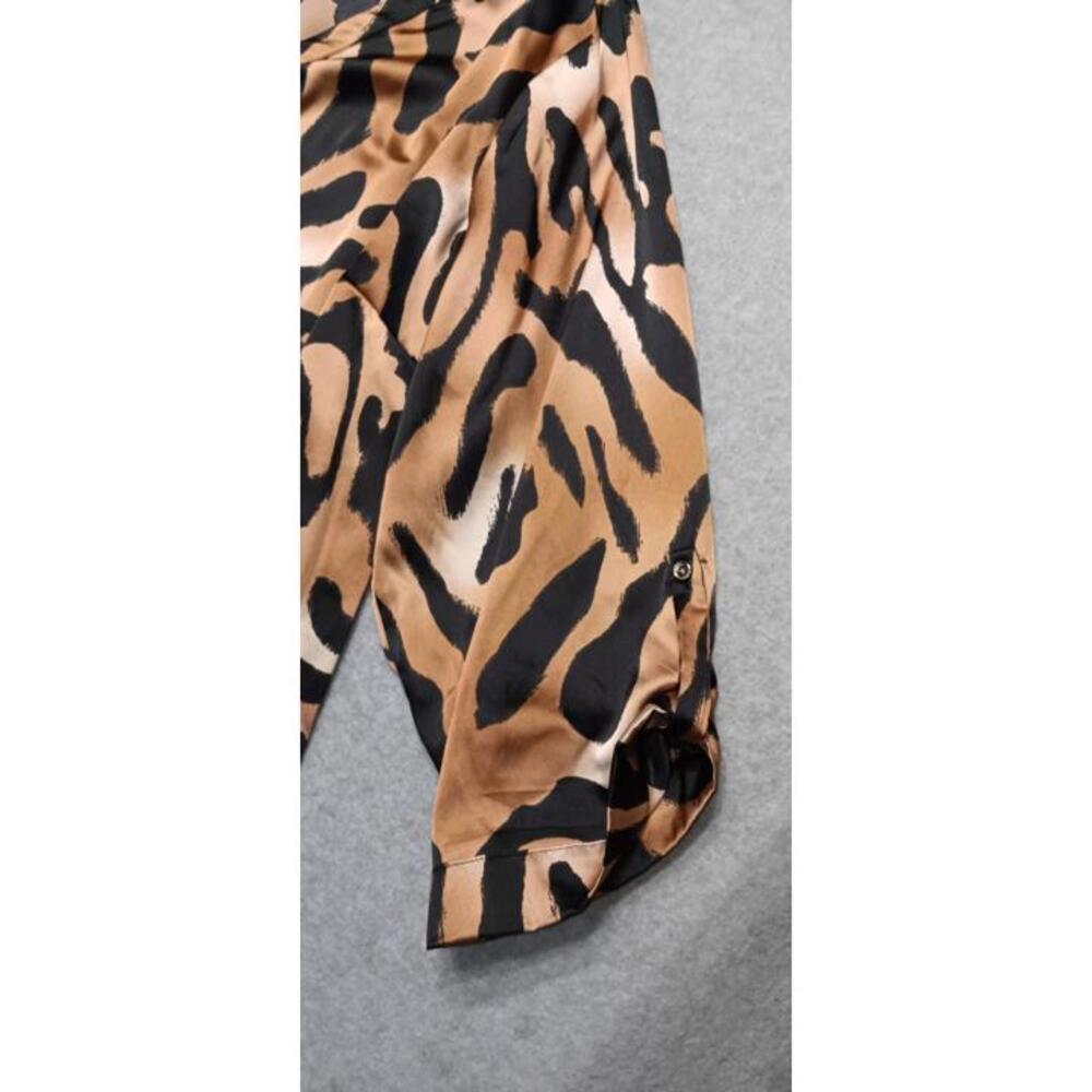 Cocomo 3/4 Sleeve Blouse Women's Size 3X Leopard Print Button Soft Lightweight - Picture 5 of 9